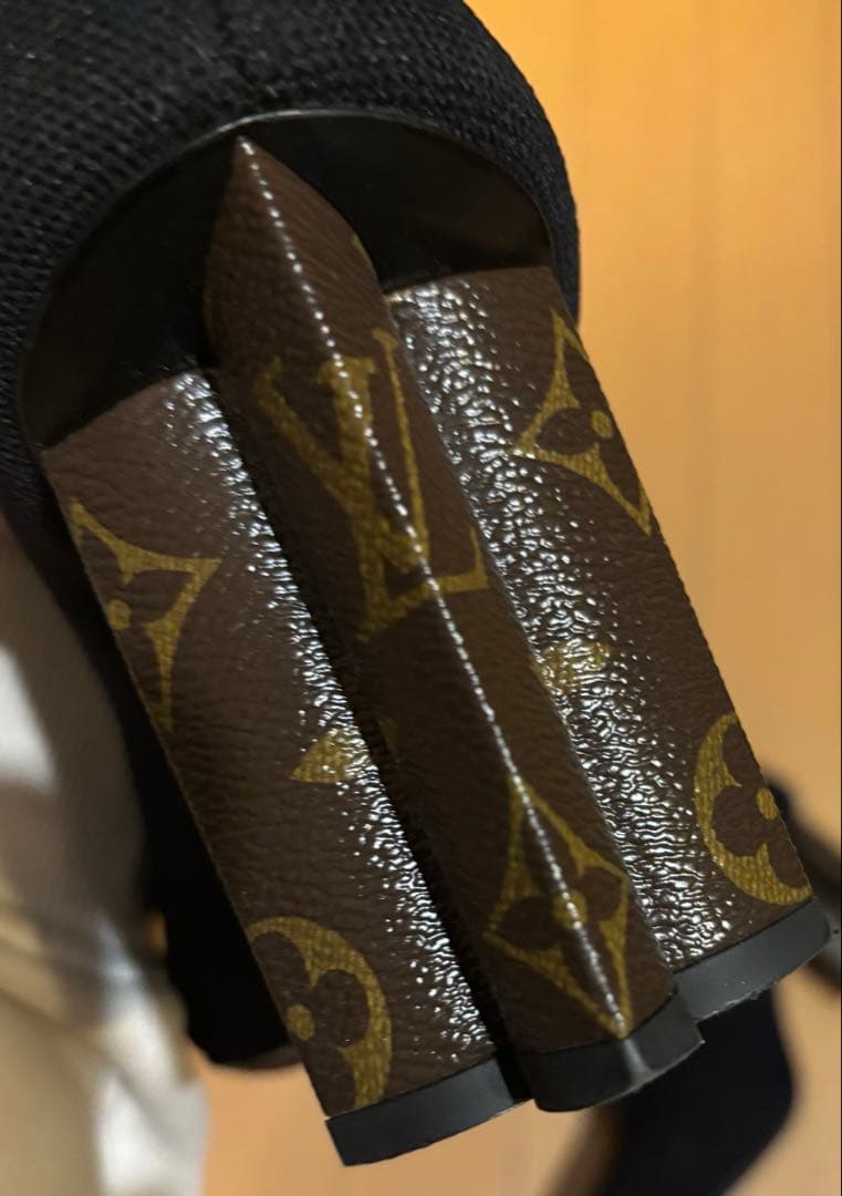 ルイヴィトン ショートブーツ