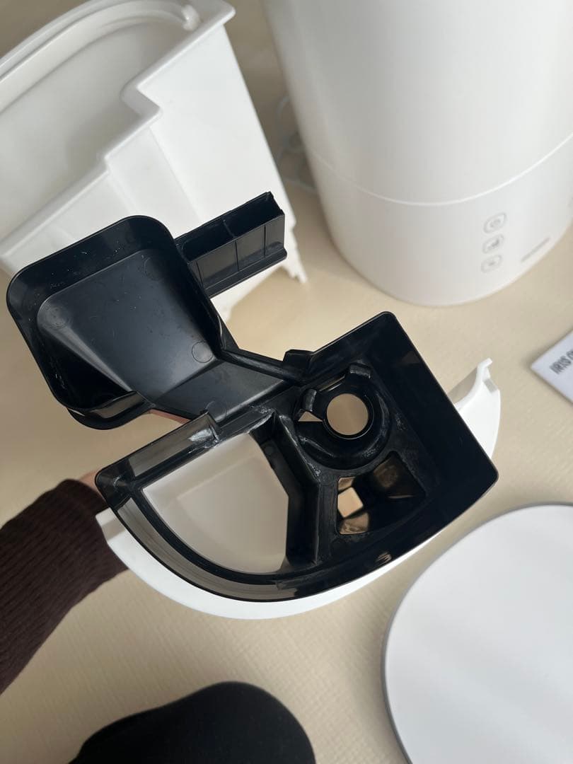 2024年製アイリスオーヤマ　上給水ハイブリッド加湿器　AHM-HU55A-W