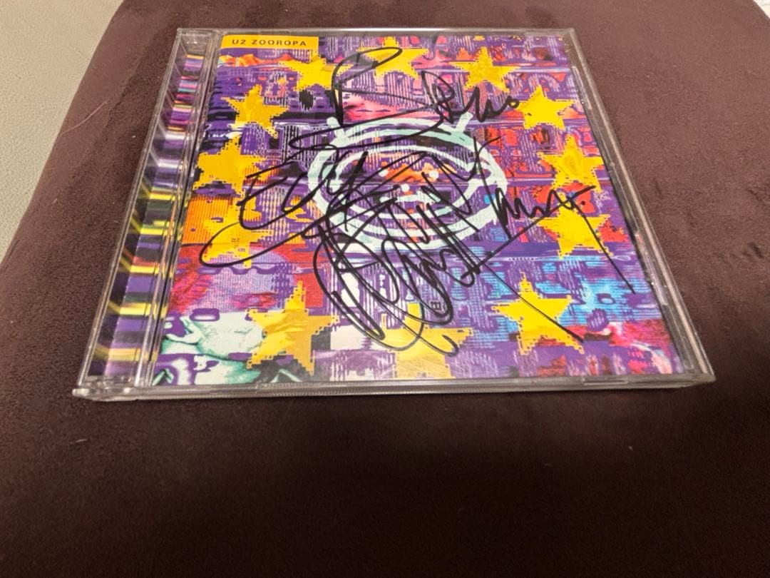 レア　u2 直筆サインCD bono edge Larry adam