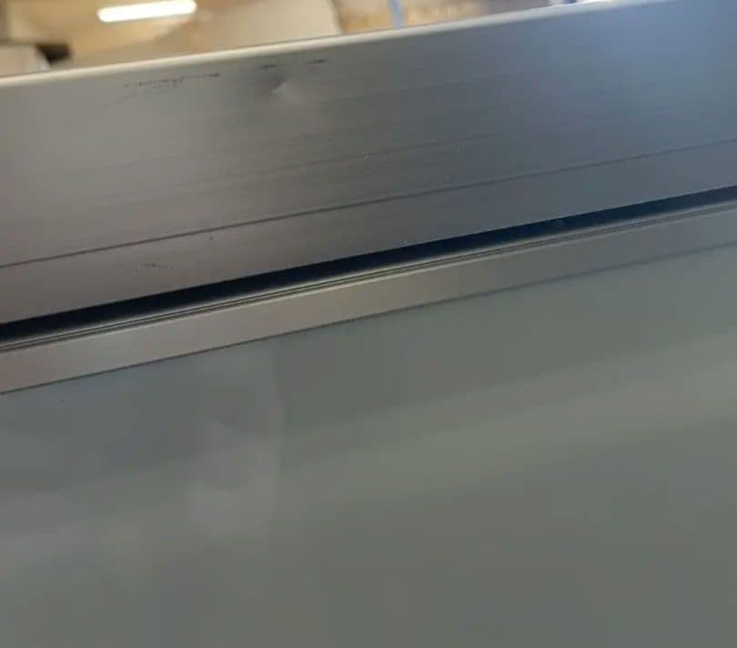 Monster ホワイト木製モダンキッチンカウンター