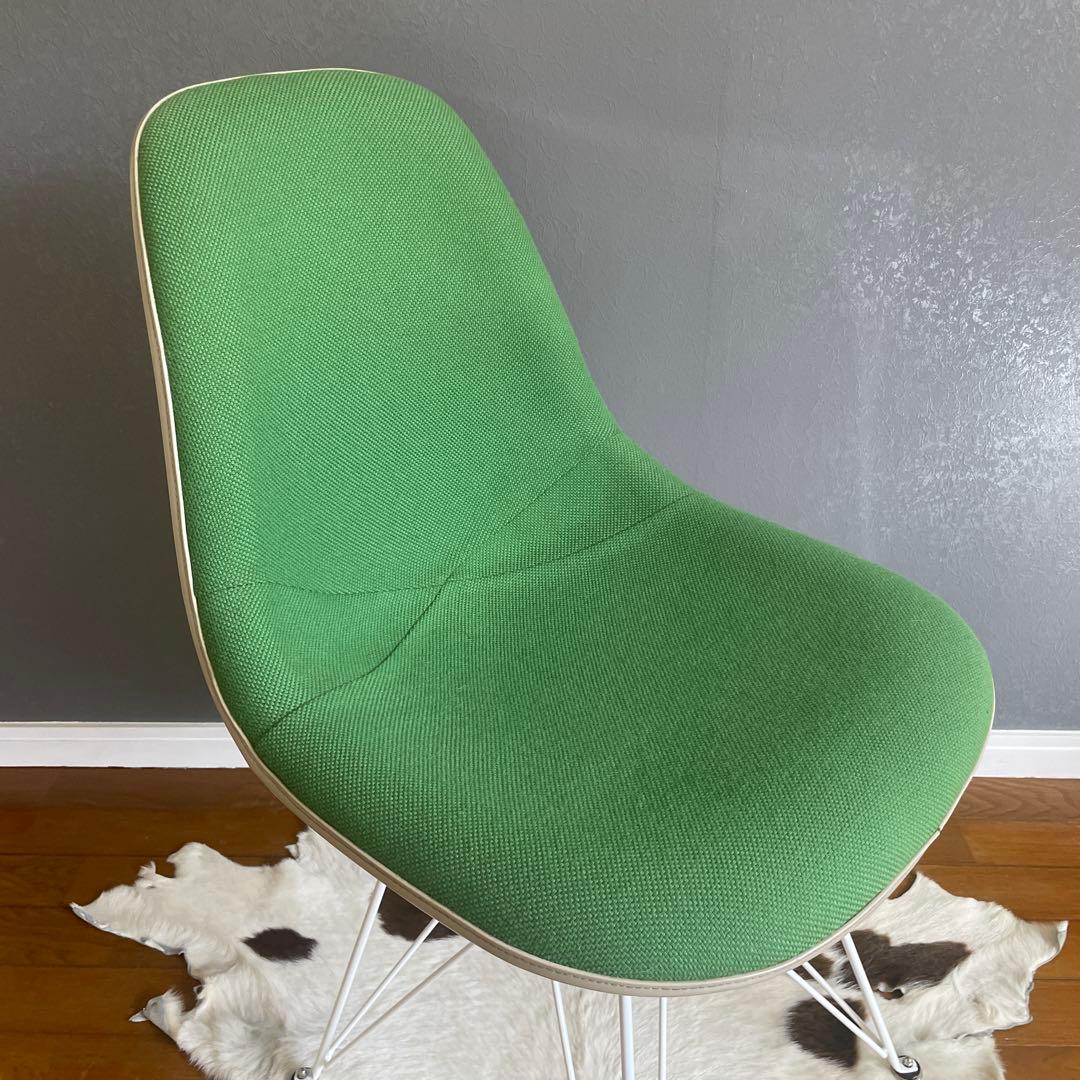 HERMAN MILLER イームズ　サイドシェルチェア　エッフェルベース