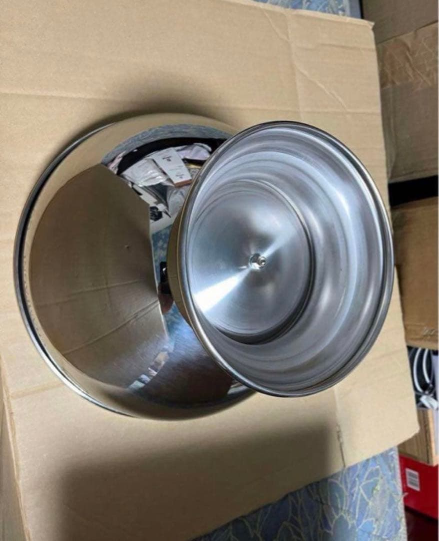 シャンパーニュゴッセ　金属製大型丸シャンパンクーラー